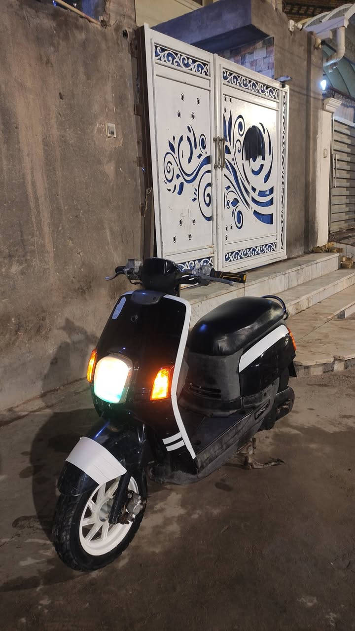 اعاده نشر بسبب الوعود الكاذبه دراجه بوليس للبيع مكان ناصريه شلعه ومعدل نعومه فول  مفتوحه بس ولفات دراجه خير من الله مال جناي السعر550 ناصريه مركز  رقم هاتف ***********
