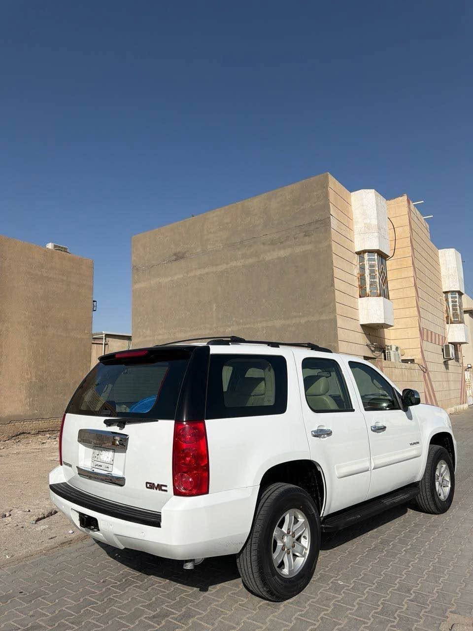 السلام عليكم يوكن معلايه رقم بغداد تحويل وكالة ثاني يوم تريد تسجله ماشيه بعاملته انا السيارة فولل عده الفتحه وارد خليجي كفالة فقط البنيد بيه صبغ لا بارد ولا فتح ولا شاصي ولا عيب شرعي شرط الفحص السياره بل الكارتون تخم تاير حداده تبريد محرك كير بشرط الفحص السعر 130 ورقه بسعر مناسب مكاني البصرة 
*********** البصرة, العراق
