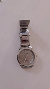 ساعة • للبيع • سعر غير محدد