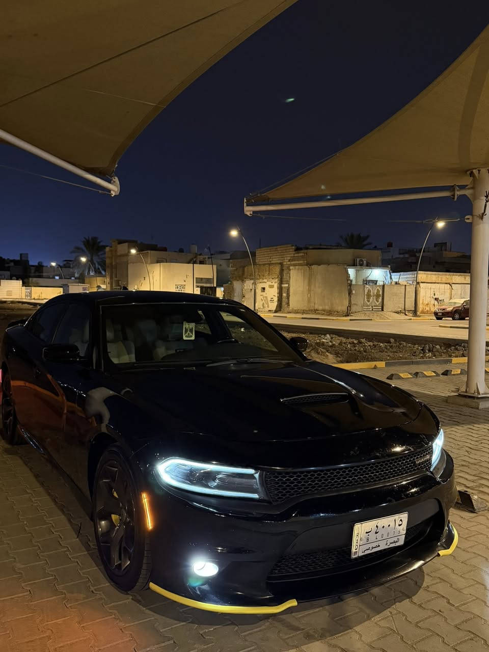 السلام عليكم
دوج جارجر GT 2019 
مواصفات السيارة :•
(1) محرك 6 سلندر  3600 
(2) تو ويل 
(3) شاشة الجبيرة + شفتات ستيرن 
(4) كامرا خلفية + حساسات خلفية +       هيترات بالمري 
(5) كشنات حضن + كشنات جلد بيجي + كشنات امامية كهرباء 
(6) سستم صوت ALBiNE
(7) انظمة قيادة  Sport + super track
(8) ويل كب 20 بلاد 
(9) تشغيل عن بعد 

وبعد بيه مواصفات السيارة وارد امريكي حادثه دعامية الخلفية فقط وبارد بل جاملغ الامامي ضربته بل بصره وبارد فقط على كد شبر  والدعامية نفسه راجعه شغل درجة اولى مكاني البصرة السعر 243 للاستفسار 
***********
