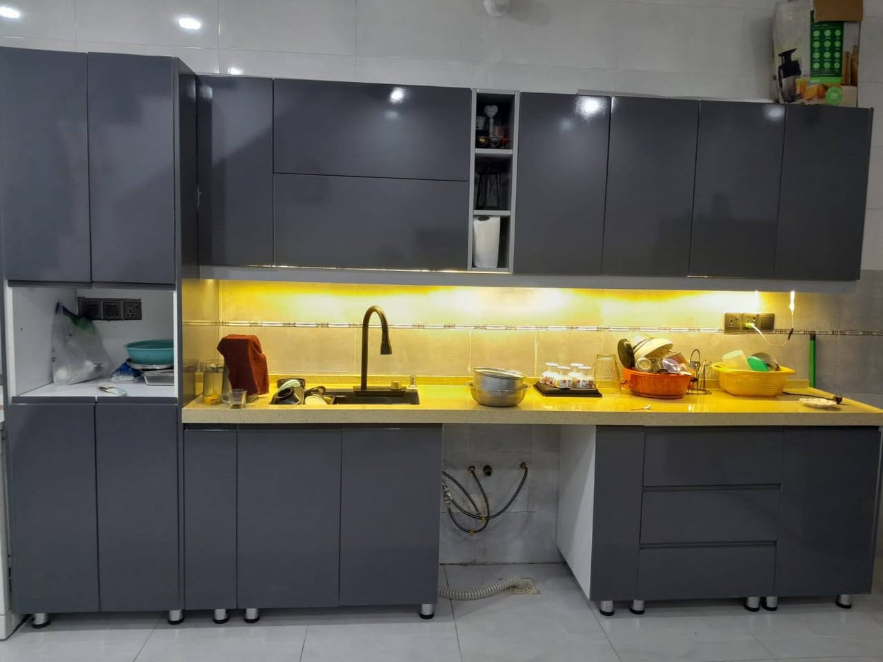 كاونتر اخو الجديد للبيع قياس 3متر ونص اج دي اف بس السنك الداخل مالته بايود اسباني ونضافه 100/100اخذته بمليونين ونص اريد ابيعه بمليون ونص قفل


**إذا كنت صاحب هذا الإعلان وتريد حذفه لأي سبب، رجاءا أرسل رسالة إلى الدعم الفني**