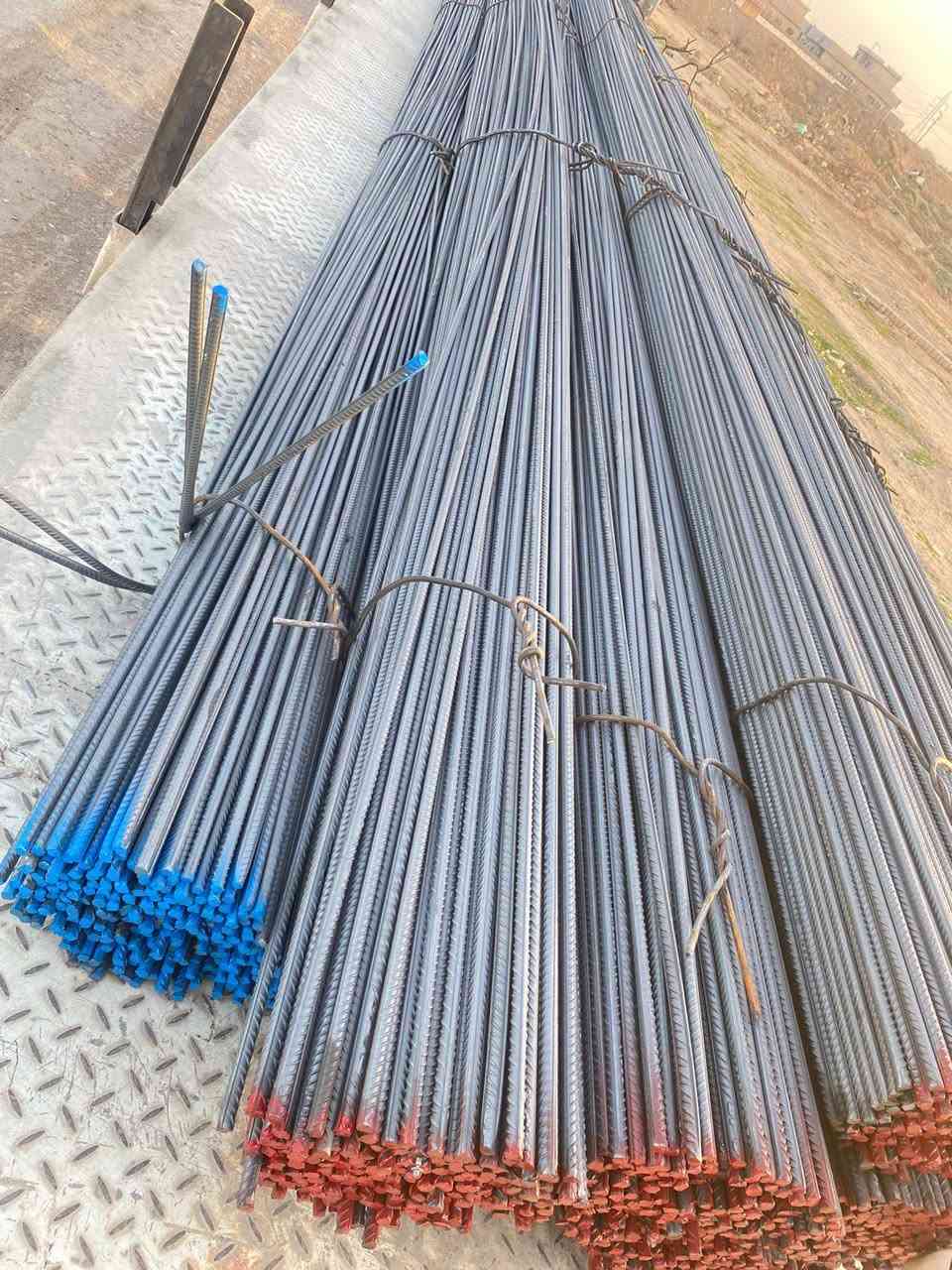 حديد سوبر ستيل بمواصفاته الجديده شرط الفحص الهندسي متوفر في مكتب الأخوين لتجارة السمنت والحديد الشرقاط سوق الأسمنت مقابل الزراعه سعر ٩٠ شيش ٨٠٠ الف واصل داخل الشرقاط للاستفسار اتصل على *********** /*********** /***********
