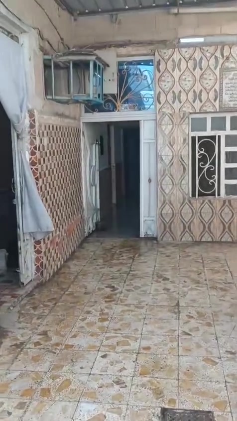 بيت إيجار بحي أريدو يم الكراج 3 غرف نوم وصاله ومطبخ واستقبال وصحيات ايجاره 450   ***********
