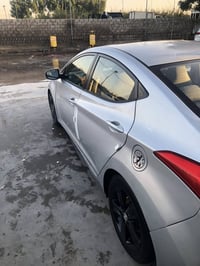 النترا • ٢٠١٢ • فتحة سقف