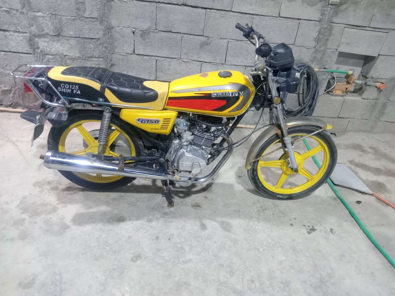 سلام عليكم دراجه للبيع موديل 2021 مكان الشراع السعر قيم بل يحبه الله الستفسار ***********
