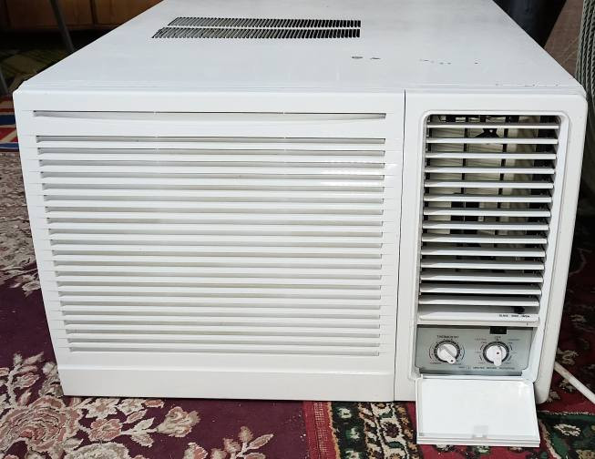 ***********
 مكاني قضاء الحمزه مكيف اخو جديد 🤩 نوع توسوت TOSOT  بسعر مبرده 😀 325
