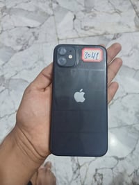 آيفون ١١ • ١٢٨ • بطاريه ٨٠