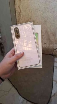 للبيع سامسونج A56 5G الون الوردي  ذاكرة 256 8+8 جهاز معروفة موصفاتة غن...