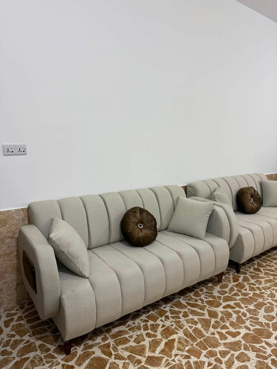 معمل جوهرة القائم للأثاث 👍

#تم تسليم تخم بيت المرحوم عمر صالح السلماني 
(في قريه جريجب ❤️)

#بالخير عليكم ان شاء الله 👍❤️
باداره 
علاء ال غازي ‭ ‭***********
 سليمان ال غازي ***********
