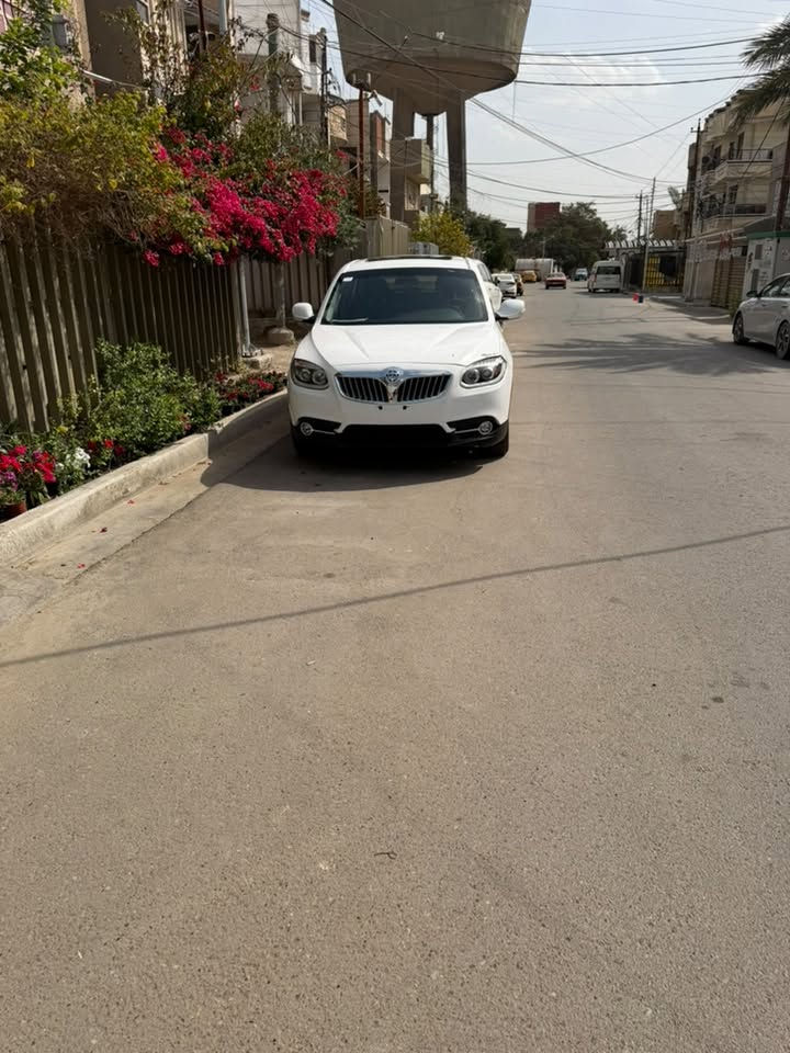 سيارة بليارنلس v5 موديل 2014 جاهزة تخم تاير جديد صدر جديد كير ومحرك مكفول سيارة مكفولة من الصبغ عدا القمارة بيها اثر نكد فابلون وصبغتها للجماليه والدعامية الامامية والخلفية هم جماليه صبغتهن فتحة بانوراما بصمة تشغيل كاميرا حساسات  واقتصادية متعب امانه الله رقم بغداد جديد الانكليزي باسمي سنوية لل31 مراوس خصوصي بس مو صفرة السعر 78

***********
