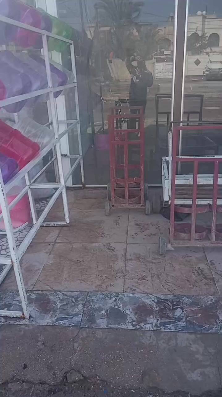 محطه للبيع ماعرف تفاصيله
جديده ماصلنه فتره من سويناهه مكان الغزاليه نهايت شارع ضغط *********** بيهه 4 تانكيات ابو 5000 عرباين كامله امفوله
