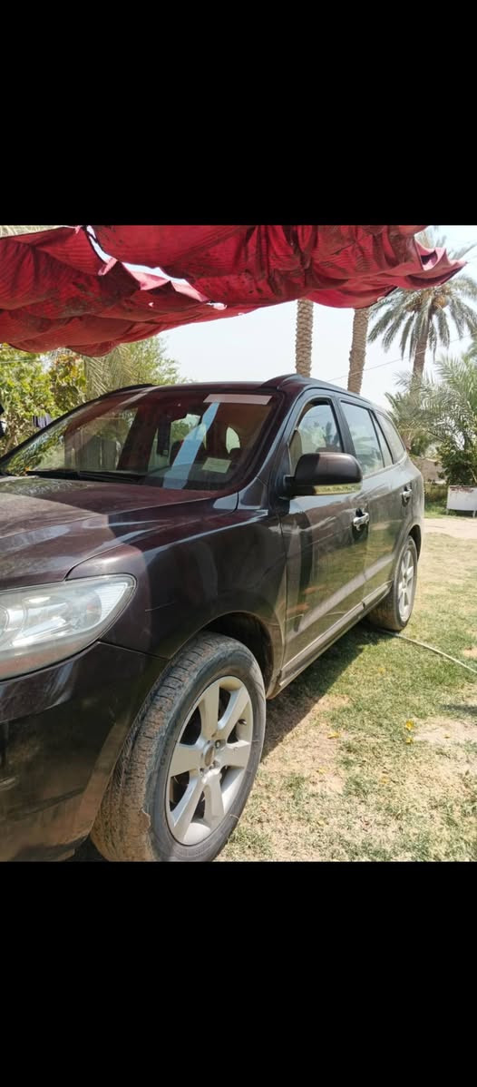 للبيع سنتافي 2009 خليجي
كشن كهربائي تبريد شغال 
تخم تاير *********** رقم صاحب السيارة
