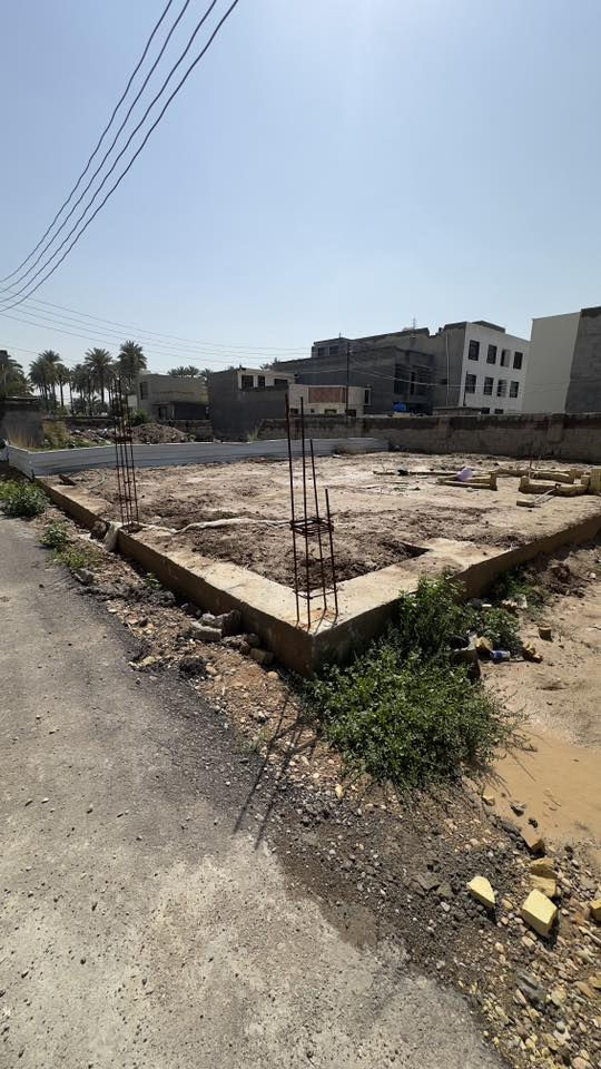 السلام عليكم قطعة أرض بمساحة 150 متر كاملة الخدمات (ماء، مجاري، كهرباء، تبليط) موقعها مرتب جداً بيها مدخلين، ومجهزة بأساس وخارطة حلوة.

الرقم: *********** اتصل او واتساب
العنوان: المدائن- شارع المستشفى – الصحة، مقابل مكتب مهند الخزرجي
