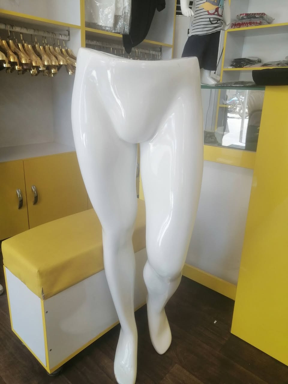 السلام عليكم
عندي مليكانات للبيع استخدام قليل نظافة ٩٥ ٪
العنوان بابل
***********
