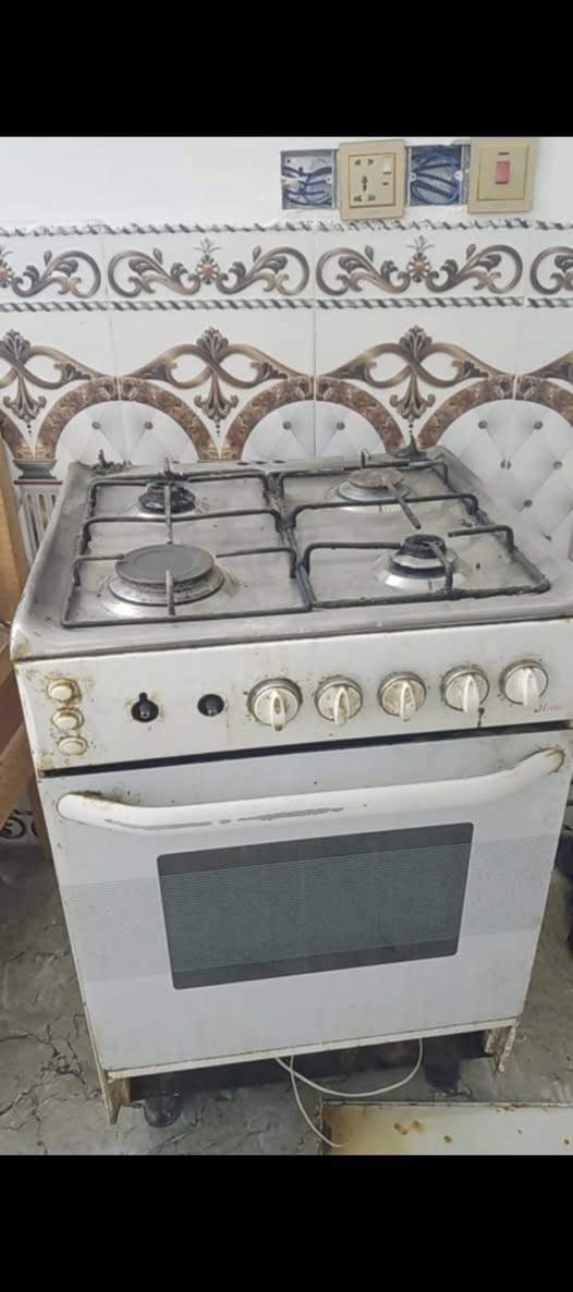 غساله اوتوماتيكية شغالة فول علبلادي ٢٣٠ طباخ شغال فول فرن وعيون بس عين وحدة ماشره عليه ٤٥ الاسعار بيه مجال


**إذا كنت صاحب هذا الإعلان وتريد حذفه لأي سبب، رجاءا أرسل رسالة إلى الدعم الفني**