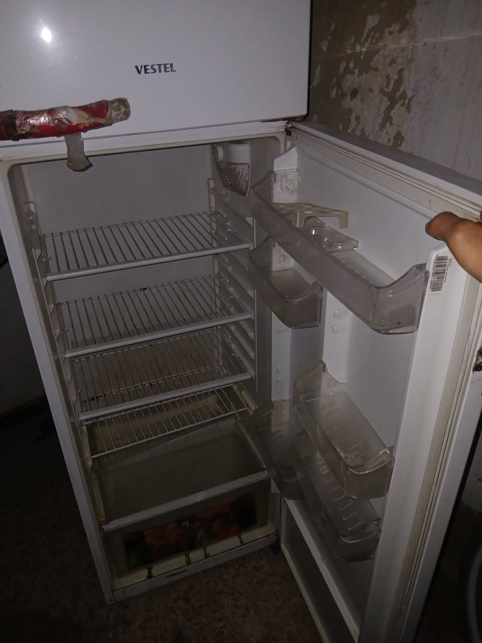 ثلاجه عطلانه للبيع


**إذا كنت صاحب هذا الإعلان وتريد حذفه لأي سبب، رجاءا أرسل رسالة إلى الدعم الفني**