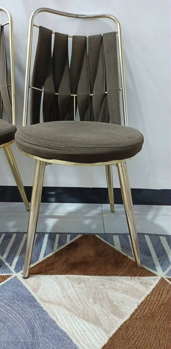 ب١٥٠  وبيهن مجال بسيط ٥ كراسي مكان مشخاب بس لشراي يتفضل خاص


**إذا كنت صاحب هذا الإعلان وتريد حذفه لأي سبب، رجاءا أرسل رسالة إلى الدعم الفني**