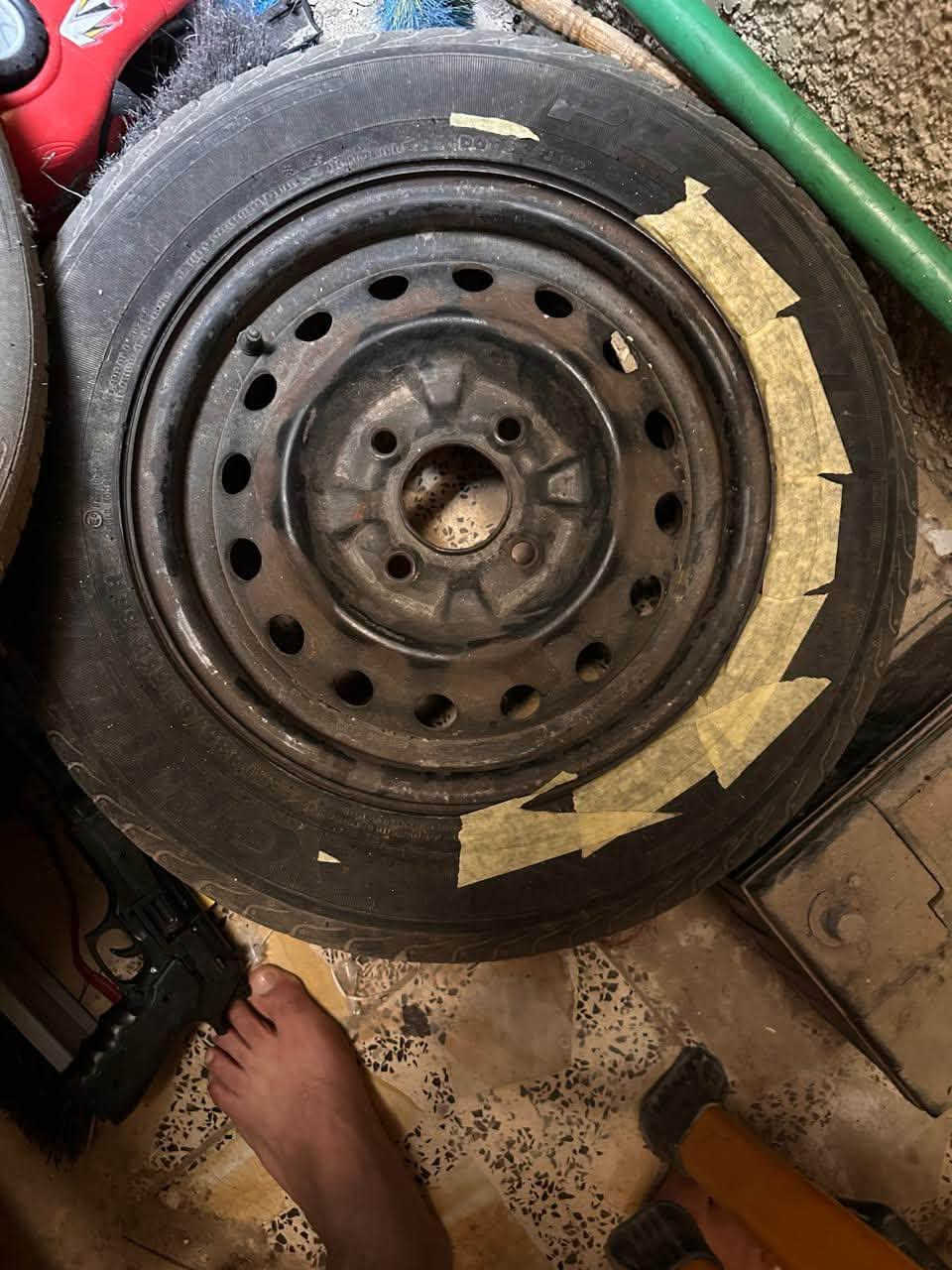 السلام عليكم شباب وياله مال نيسان 🚕حجم ١٤ مال حاويه  نضاف. ريدهن. ٧٥ مكان بغداد الشعله ***********
