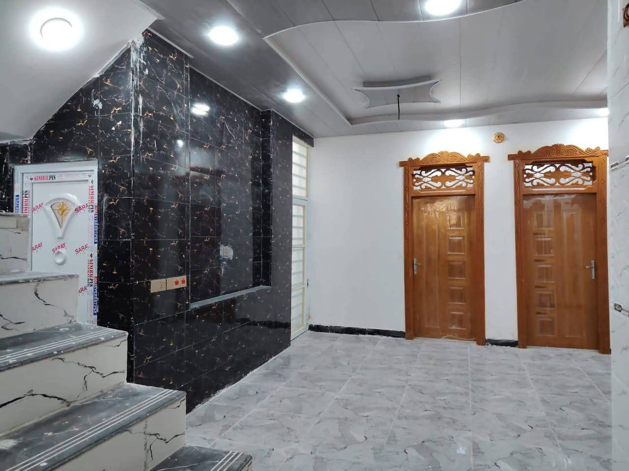 #اقصاد_اقصاد بسم الله الرحمن الرحيم بيت🏠 للبيع المساحه 150 متر اقصاد  طابو زراعي سند 25 اقرار محكمه✅ مشمول بلتطويب مقابل ملحق قريه الغدير 🔱✅عمود 321 #مقدمه_20 والشهر 500 البيت جاهز للسكن يحتوي على ☑
📌غرفه عدد 2
📌صاله
📌مطبخ
📌استقبال
📌حمامات خارجيه وداخليه
للاستفسار ***********☑
#ملاحضه_يوجد_واتساب📩📩
