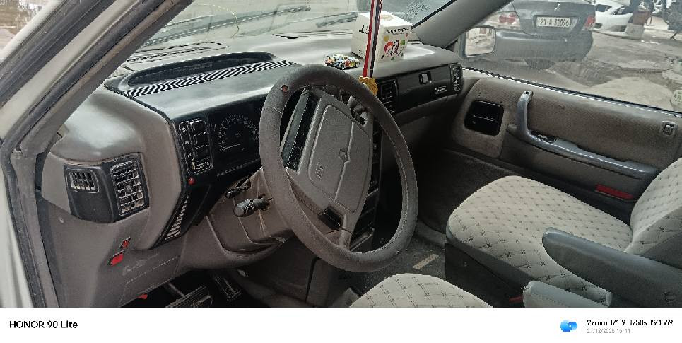 كلايزر 1993 سنويه عاج منتهيه 2020 شرط تحويل بطاقه بنزين موجود ⛽ كهربائيات كله شغال تدفئه شغال كيراوتماتيك بلاد محرك 3300 للبيع مكاني كركوك السعر 36 حسابات *********** كركوك, العراق
