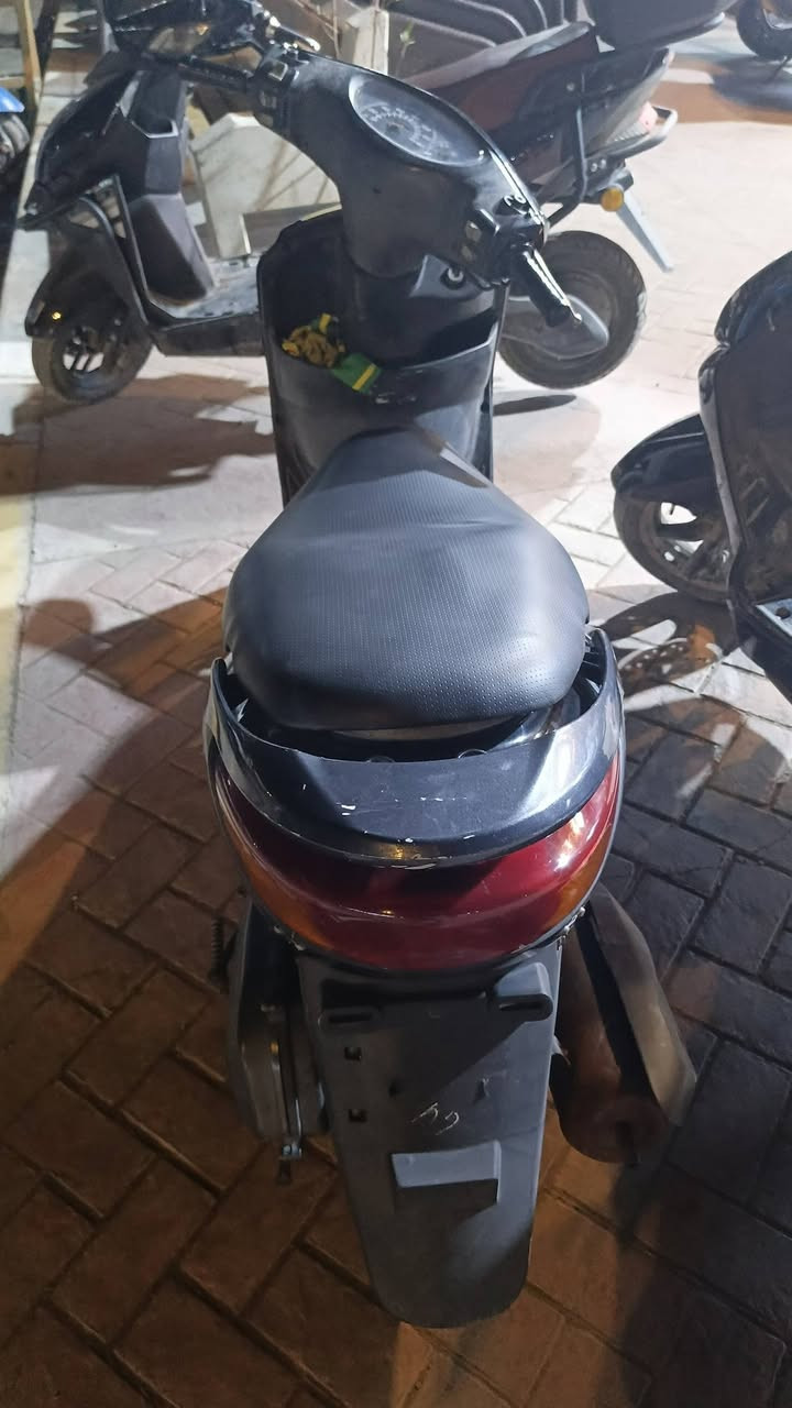 دراجه بريز جديده سلفو هندر كهربائيات شغاله كفرات اصليه السعر 600 مكاني حي اور امرالغزلان  ***********
