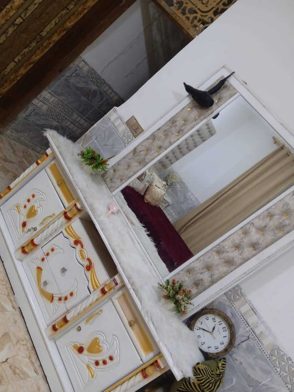 السلام عليكم  غرفه ماليزي اخت الجديده السعر 950وبيه مجال مكاني الحريه دور الزراعه قرب بسمايه


**إذا كنت صاحب هذا الإعلان وتريد حذفه لأي سبب، رجاءا أرسل رسالة إلى الدعم الفني**