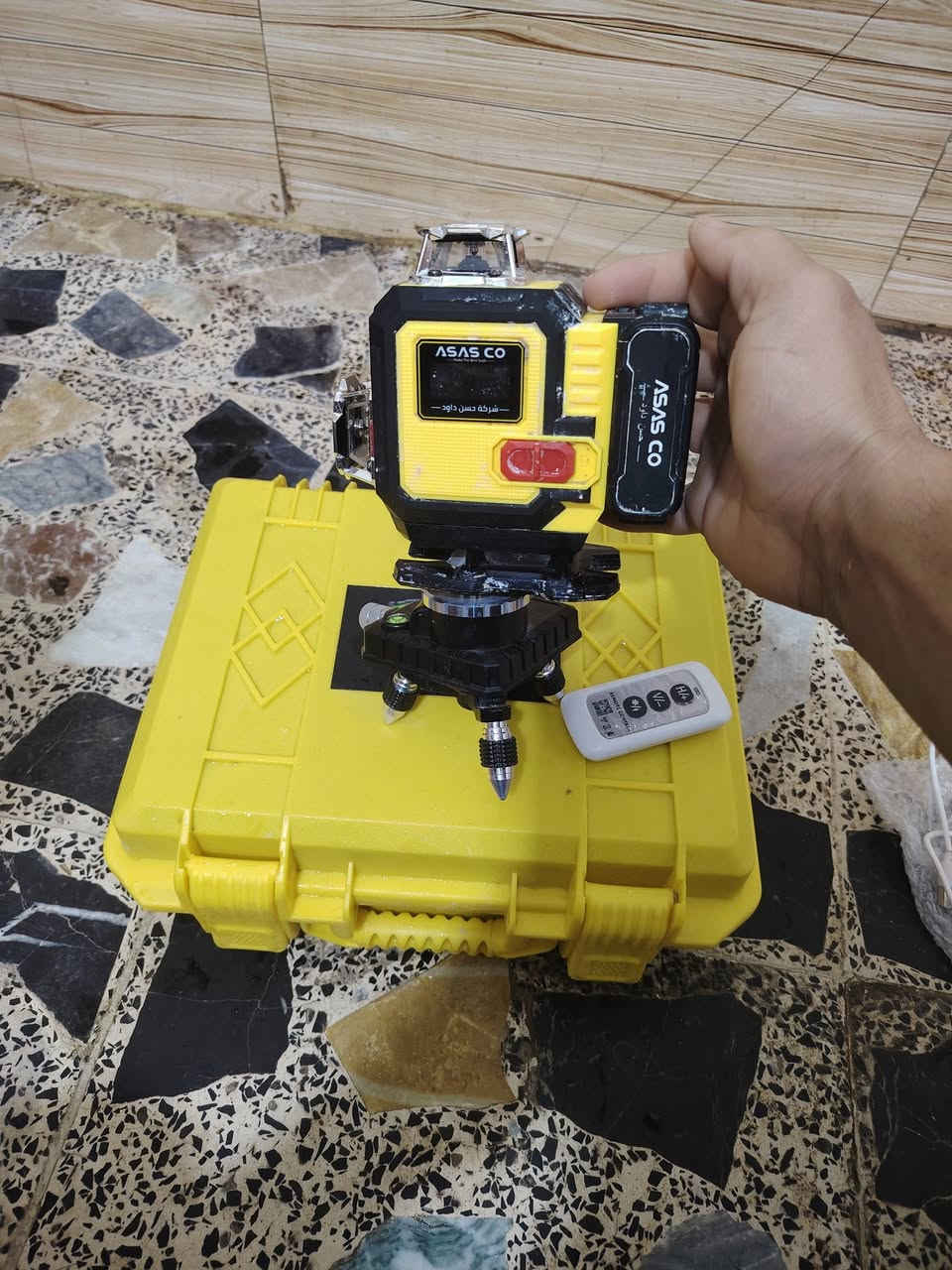 السلام عليكم ليزر للبيع حسن داوود نظيف اخو الجديد تحكم من بعيد على الريمون اربع  اتجاهات خط مال اليوزر المكان بغداد الرشاد رقم التلفون *********** سعر 55
