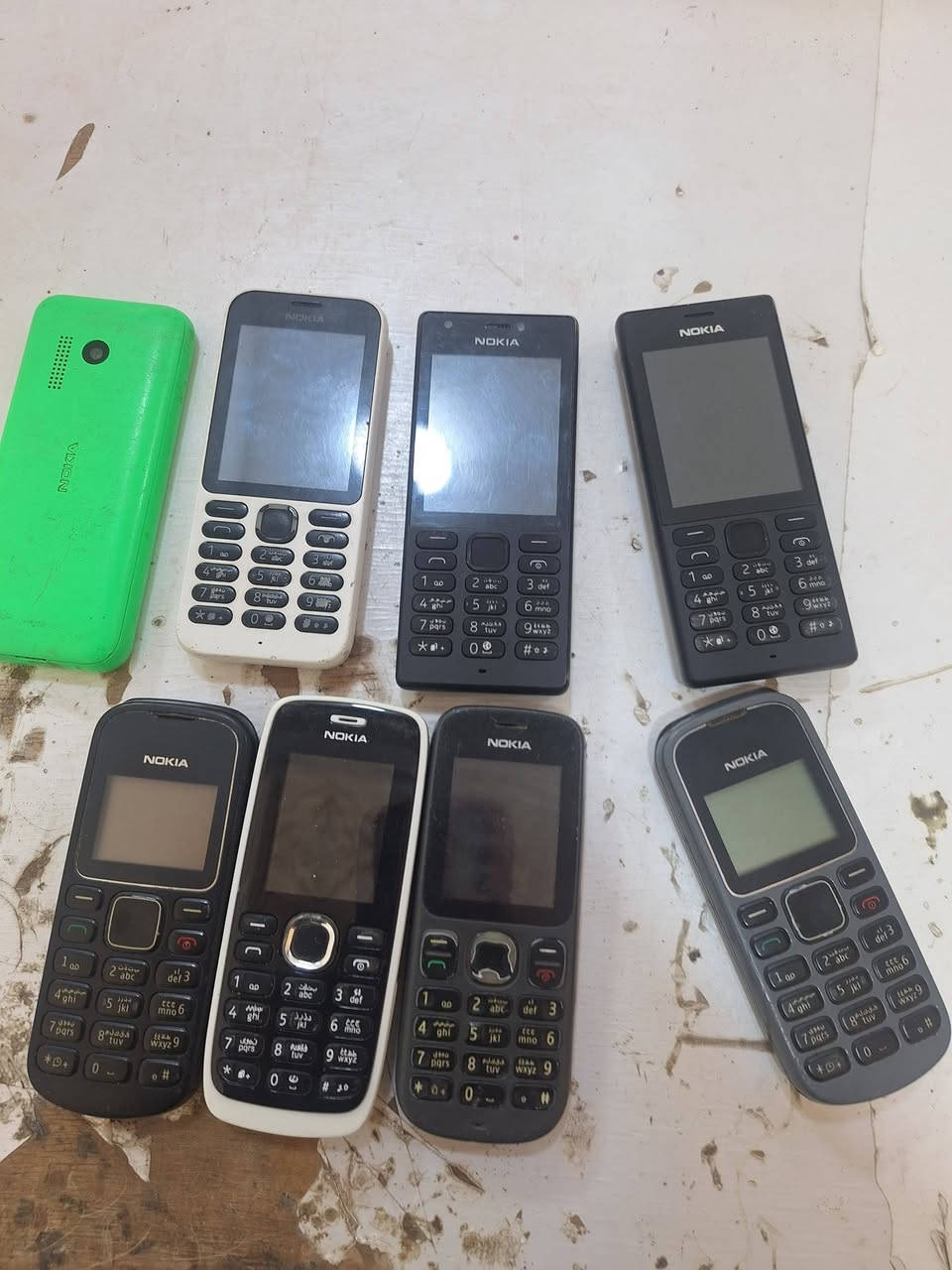 شرط الفحص كلهه اصليه 
مابيهن صيني اول مقلد
يوصلك الجهاز مع بطاريه اصليه وشاحنه اصليه
سعر الجهاز   الواحد 
 30،مع التوصيل


**إذا كنت صاحب هذا الإعلان وتريد حذفه لأي سبب، رجاءا أرسل رسالة إلى الدعم الفني**