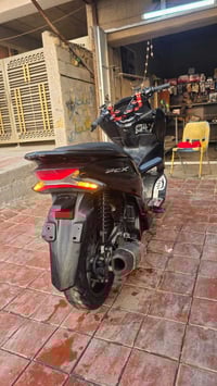 دراجة pcx جيل ثالث Jf ياباني مزوده تزويد اليابان ستيرن 3قطع صالنصه ريا...