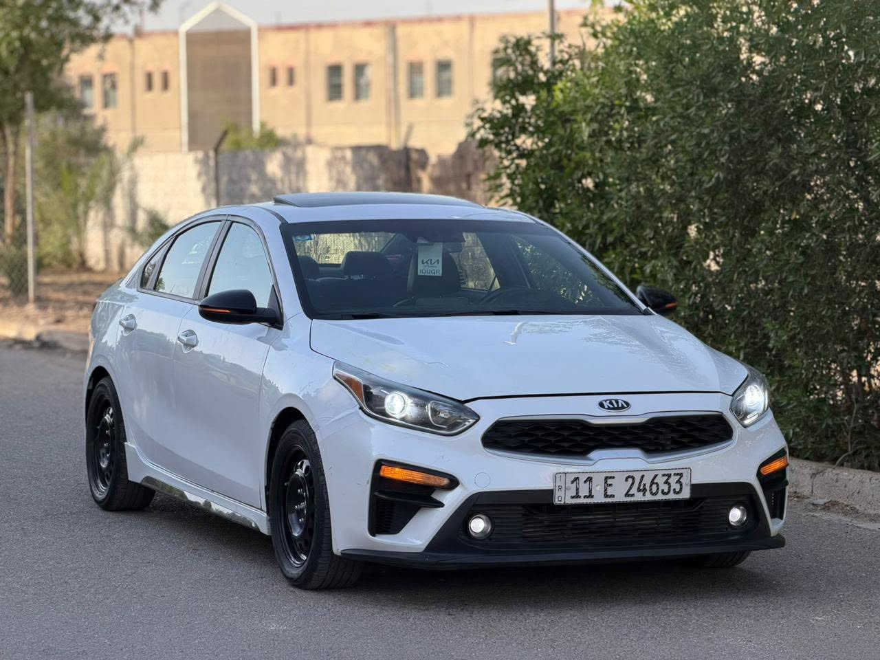 سلام عليكم فورتي 21 البيع السياره فول واحد ع واحد
ورد امريكي صور الحدث مرفق بل منشور *********** السعر 133 وبيها مجال
