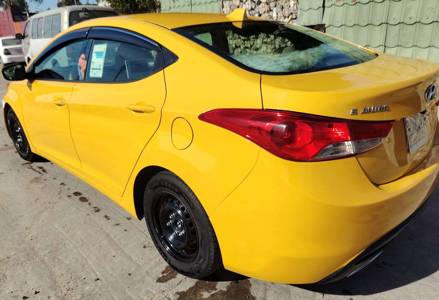 سلام عليكم النتره موديل 2013 حادثه خشم بنيد بدون دواخل مكينه وكير خير من الله تبريد ثلج ❄️ صدر جديد تحكم قياده كامره شاشه غرفته نضيفه سياره حلوه سعر 95 مكان بغداد ***********
