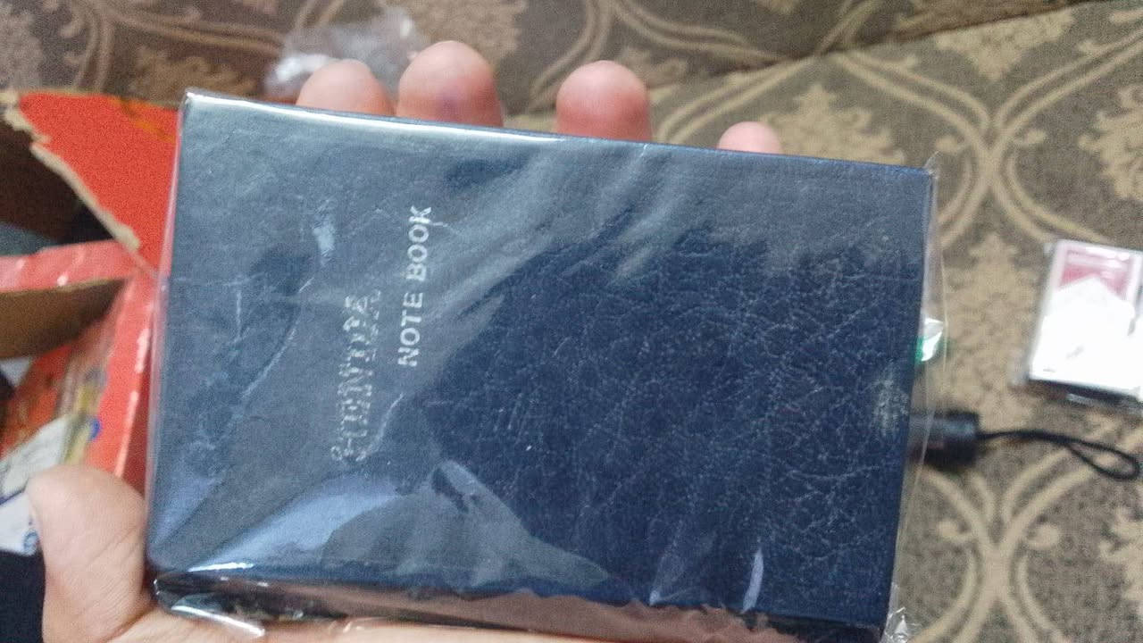 السلام عليكم غراض قديمات للبيع يوجد توصيل ***********
