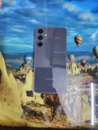 جهاز S23FE للبيع مستخدم قليل جدآ نظافة 100% السعر 380الف قفل للاستفسار...