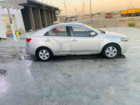 سلام عليكم فورتي 2010 كير مكينه حداديه تخم تاير وتبريد ثلج تدفئه سياره جاهزه من كلشي صبغ قطعه ونص شرط سونار مكينه دوش رقم بغداد تحويل ثاني يوم
السعر 79 بيها مجال بسيط
ستفسار أكثر 
***********
