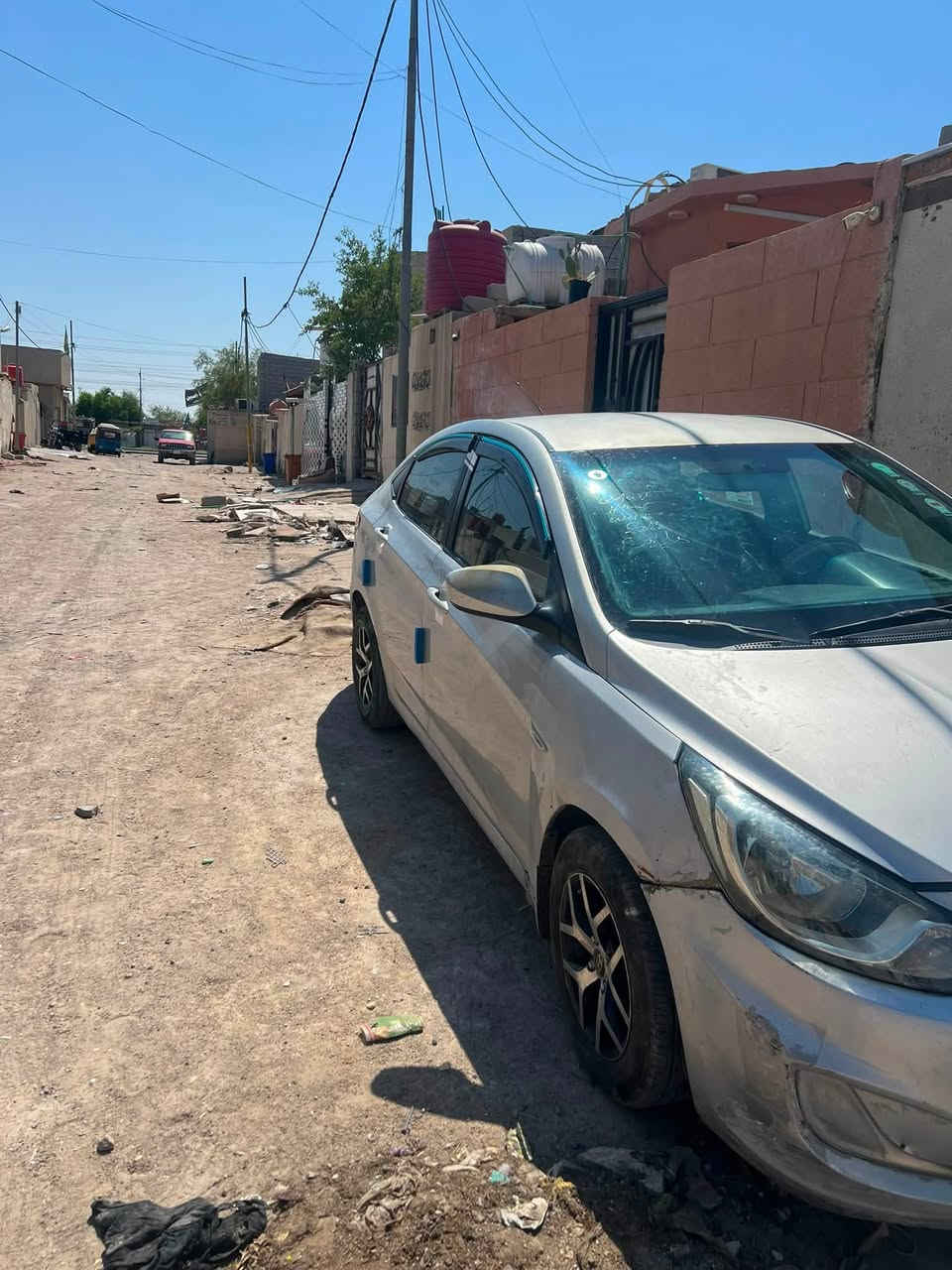 السلام عليكم اكسنت 2011جاهزه حداده تايرات تبريد مكينه كير لهن جاهزات البدي شوف العين بي ضربه بل جاملق الخلفي موضحه بل صور سعر 60وبيهه مجال مكاني بصره حيانيه ***********

