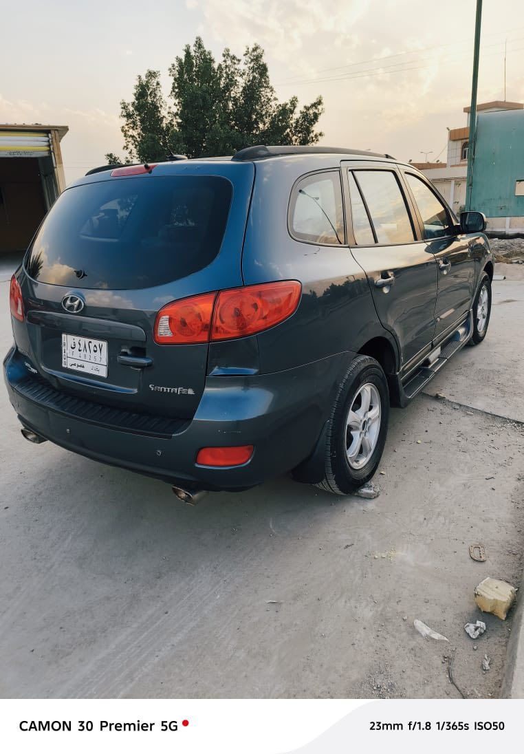 السلام عليكم سنتافي 2008 
السياره حلوه  كلش 
كير مكينه مكفولات 
بيه سونار مرفق بالمنشور 
للاستفسار عن باقي التفاصيل الاتصال عله الارقام
***********

***********
