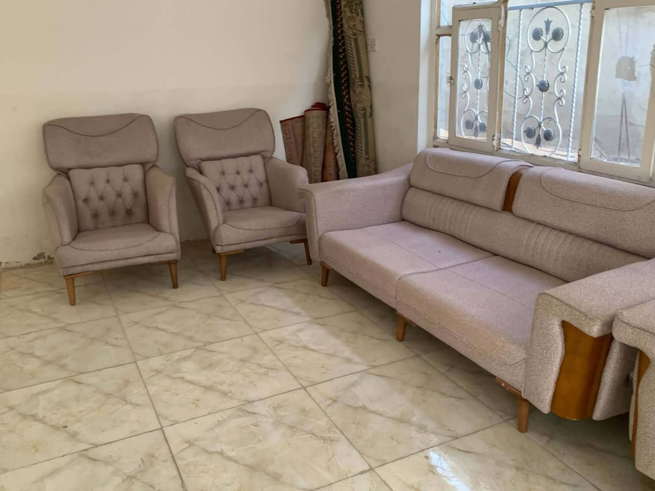 تخم تركي جديد نظيف جداً السعر 650 وبيه مجال بسيط للاستفسار خاص


**إذا كنت صاحب هذا الإعلان وتريد حذفه لأي سبب، رجاءا أرسل رسالة إلى الدعم الفني**