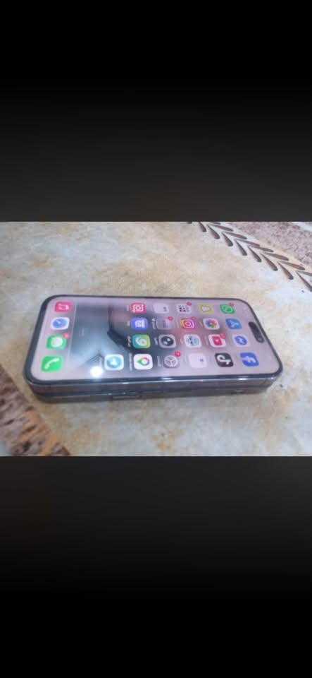 ايفون ١٣ بروو ماكس مستعجل عله بيعته فقط شاشه مبدله اصلي ٤٠٠ الف ***********
