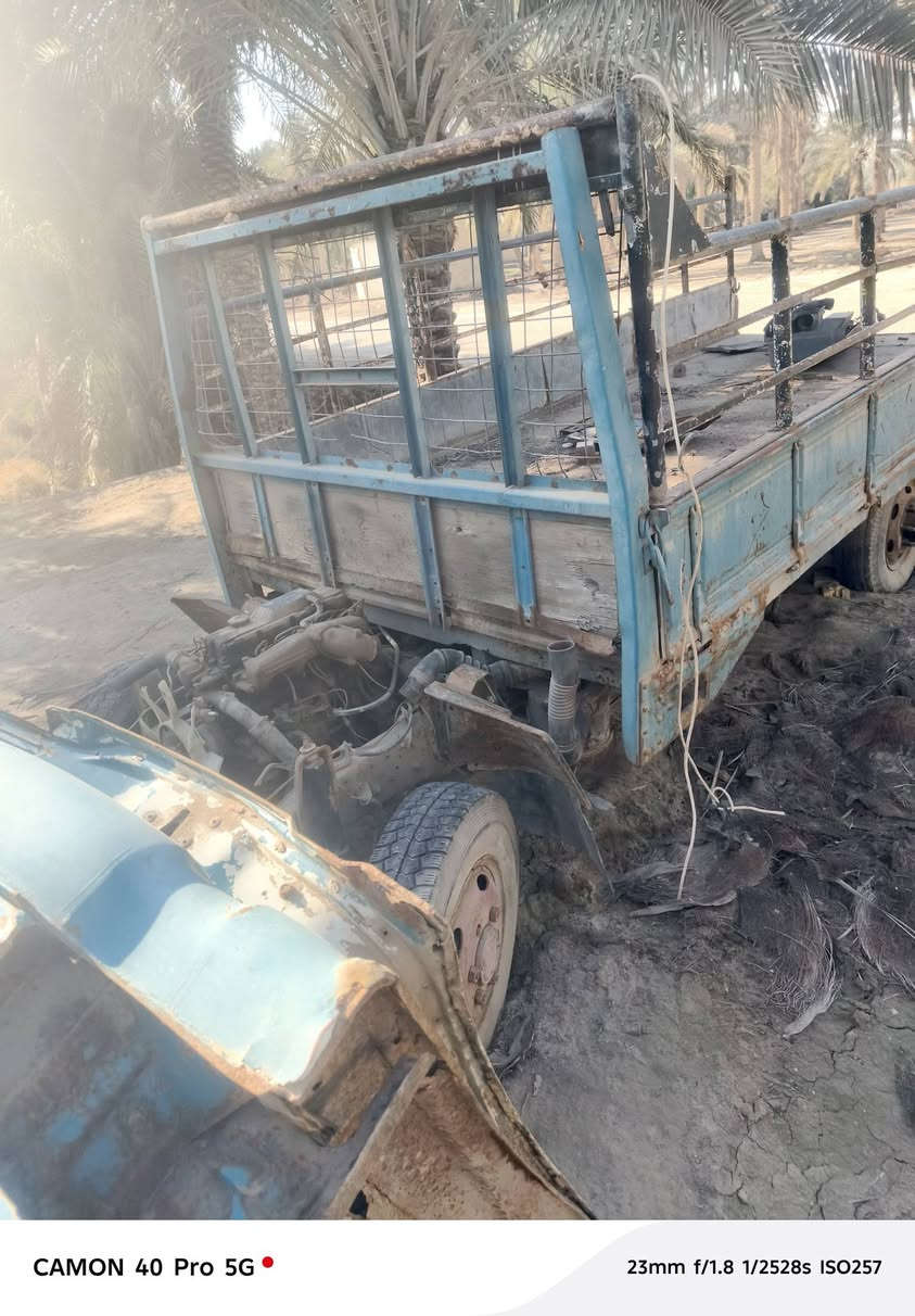 السلام عليكم السيارت لبيع العنوان بابل الشوملي 30بيهن مجال البيض كير ومحكر نضيف 4100 الثانيه محرك كير ومحرك كيا 3000 نضيه الرقم *********** غير متواجد على الفيس
