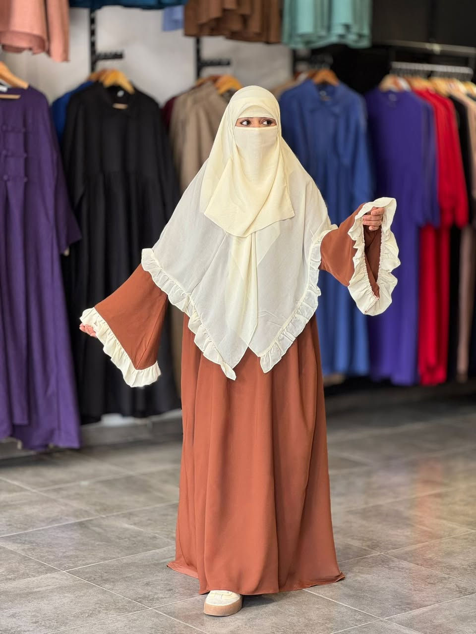 باك المنقبة مكتمل القطع + معاصم اليد هدية 🎁


**إذا كنت صاحب هذا الإعلان وتريد حذفه لأي سبب، رجاءا أرسل رسالة إلى الدعم الفني**