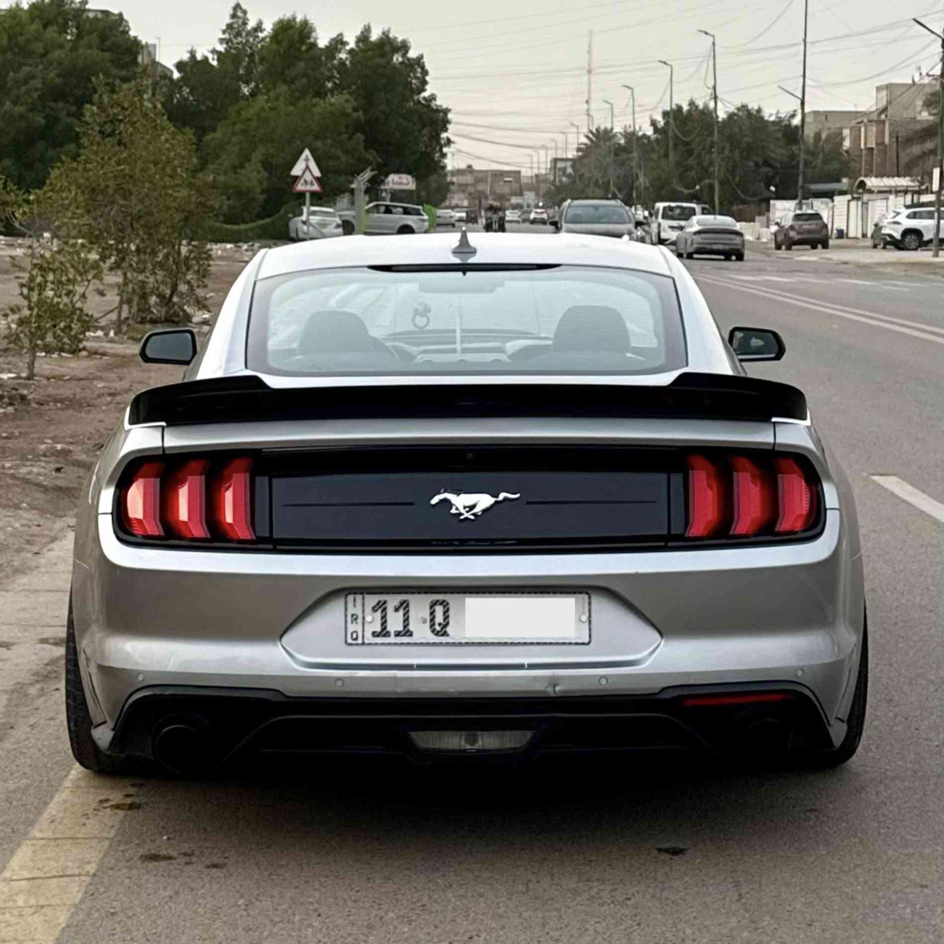 السلام عليكم
فورد موستنك بريميوم 2021 ماشية 18 الف ميل
محرك 2.3 توربو ايكو بوست
حادث امريكا جاملغ سكن وبنيد وبالعراق بيها باب وجاملغ سايق 
رقم بغداد بأسمي هزة ورقم جديد تحويل مباشر
عليها عطاس توربو فتك
رادار امامي توقف ذاتي 
مثبت سرعة تفاعلي
رادار جانبي نقاط عمياء
حساسات خلفية وكاميرا دواوة
كشنات جلد تدفئة تبريد
تبريد مناخين 
5 وضعيات محرك
3 وضعيات ستيرن
شاشة جبيرة كار بلي واندرويد اوتو
السعر: 139 وبيها مجال
العنوان: بغداد، الدورة
حمزة: ***********
"الشراي يتصل ما ارد ع رسائل الفيس والواتس"
