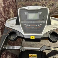 للبيع مشاية كهربائية (Treadmill) منزلية بحالة ممتازة 🔥  ✅ شاشة ديجيتال...