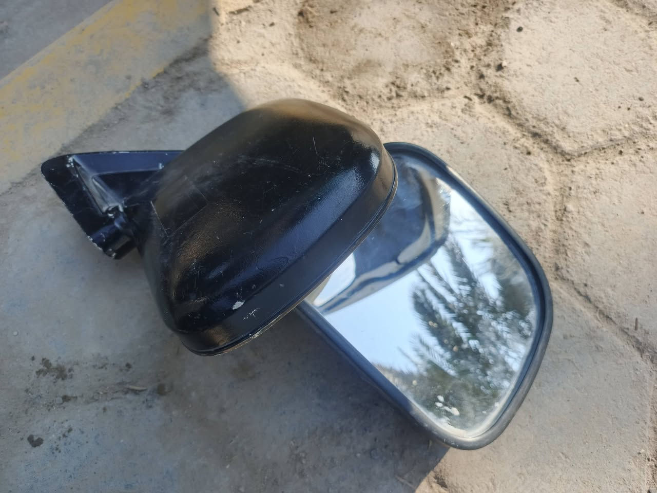 مرايات سياره فتون السعر ٤٠ وبيهن مجال مكاني طريق كربلاء اتصال ***********
