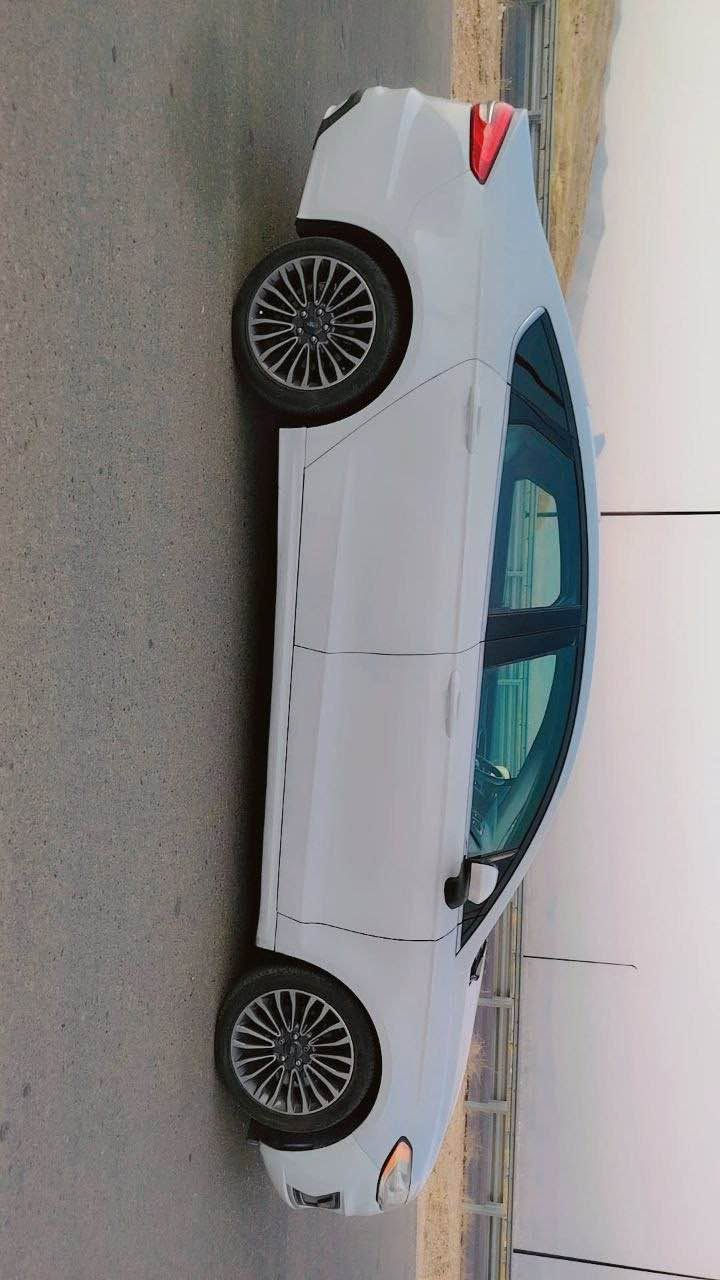 فۆرت ڤیوژن مۆدێل 2020 سێ پارجەو پەڵەیە بۆیاغ بێ ناو گردن حاسەوڕادار کامێرا  کێڕ و مەکینە و تەبریتو  تەحویل بڕاوە غرامە بەشەرت  جوار تایەی تازەی لە ژێرە  سعر 115کەمێ مەجال سۆنەرەکەیم داناوە
شوێن سلێمانی 
***********
*********** السليمانية, العراق
