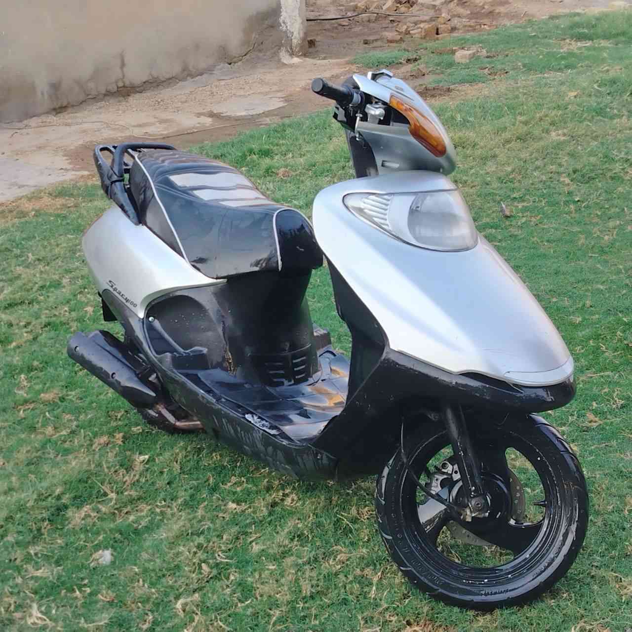 السلام عليكم دراجه سبيسي ياباني للبيع مكاني كارضيه للتواصل ***********
