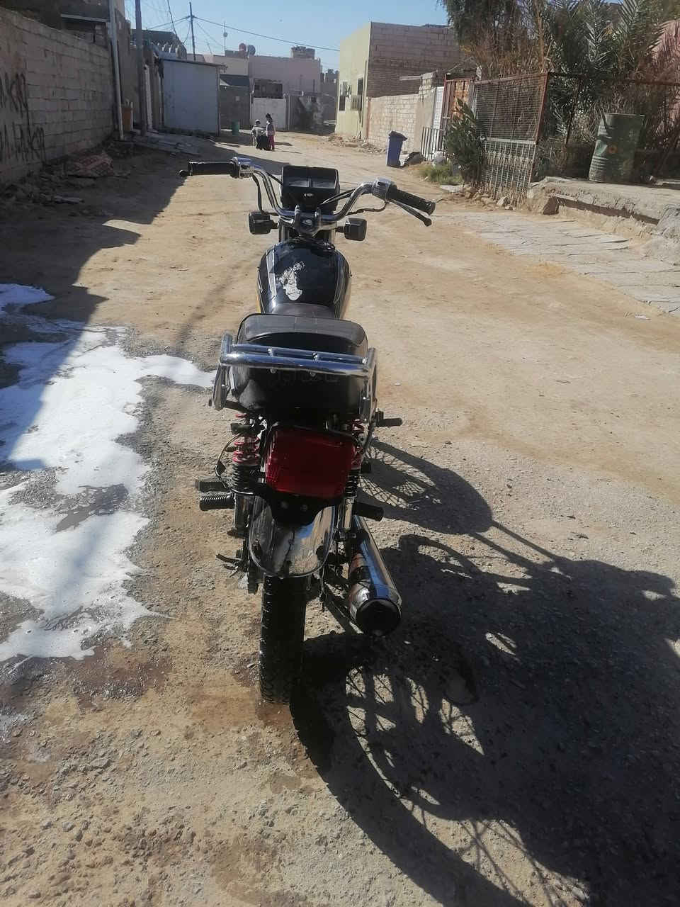 كلك البيع درجه نضيفه مكينه ناعمه سعر 200 وخمسه وعشرين وبيه مجال***********
