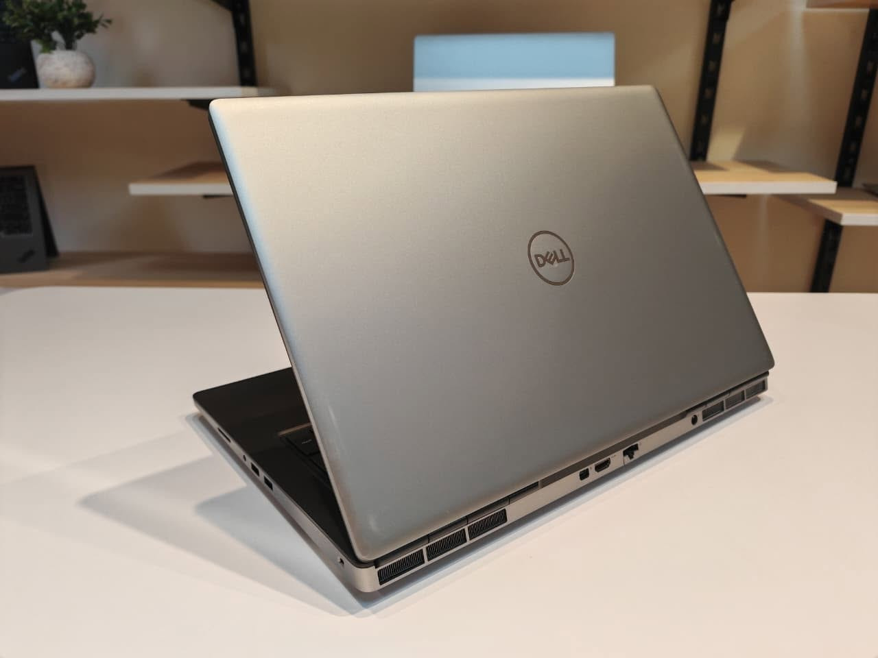 🔥 أقوى Workstation متنقل وصلنا حديثًا 🔥
💎 DELL Precision 7770 – أداء احترافي بمعنى الكلمة 💎
📌 استيراد فرز أول | حالة كسر الزيرو | خامات Premium

⚡ المواصفات:
🔹 Processor: Core i7-12850HX
🔹 16 Core / 24 Thread / 25MB Cache
🔹 RAM: 64GB DDR5 4800MHz
🔹 SSD: 512GB NVME
🔹 VGA: NVIDIA RTX A5500 16GB GDDR6 🔥
🔹 Display: 16 Inch FHD IPS
🔹 Full Metal Body ✨ خامات معدن بالكامل تعطيك فخامة وتحمل عالي

💻 الجهاز مناسب للجرافيك والمونتاج والريندر والبرامج الهندسية الثقيلة والذكاء الاصطناعي بأعلى أداء بدون أي مشاكل 🔥

✅ متوفر أجهزة بأسعار مختلفة تناسب حضرتك
✅ أطول فترة ضمان بإذن الله
✅ متوفر شحن لجميع المحافظات 🚚

📍 الفرع الأول: المهندسين – 8 أ شارع الفرات – جامعة الدول العربية
📍 الفرع الثاني: مدينة نصر – 21 مصطفى النحاس – أمام أميرة الدهب

📞 للتواصل: 01027092346
📲 واتساب:
https://wa.me/qr/Y5YBAQTLQAA5G1
#HP_ZBook
#HP_ZBook_8_G1i
#ZBook
#Laptop
#Laptops
#لاب_توب
#لابتوب
#استيراد
#استيراد_فرز_اول
#فرز_اول
#HP
#Workstation
#Gaming_Laptop
#RTX500
#IntelUltra9
#مونتاج
#جرافيك
#تصميم
#برمجة
#مهندسين
#شغل_احترافي
#شغل
#لاب_توب_جيمنج
#لابتوب_استيراد
#شاشه_تاتش
#TouchScreen
#RTX
#Graphic_Design
#Video_Editing
#Programming
#Designer
#Editor
#LaptopDeals
#BestLaptop
#Tech
#Technology
#مصر
#القاهرة
#مدينة_نصر
#المهندسين
#زقازيق
#الشرقية
#شحن_لكل_المحافظات
#عروض
#خصومات
#اجهزة_استيراد
#كمبيوتر
#Laptop_Sale
#UsedLikeNew
#HighPerformance

🔥 الحق جهازك قبل نفاد الكمية 🔥


**إذا كنت صاحب هذا الإعلان وتريد حذفه لأي سبب، رجاءا أرسل رسالة إلى الدعم الفني**