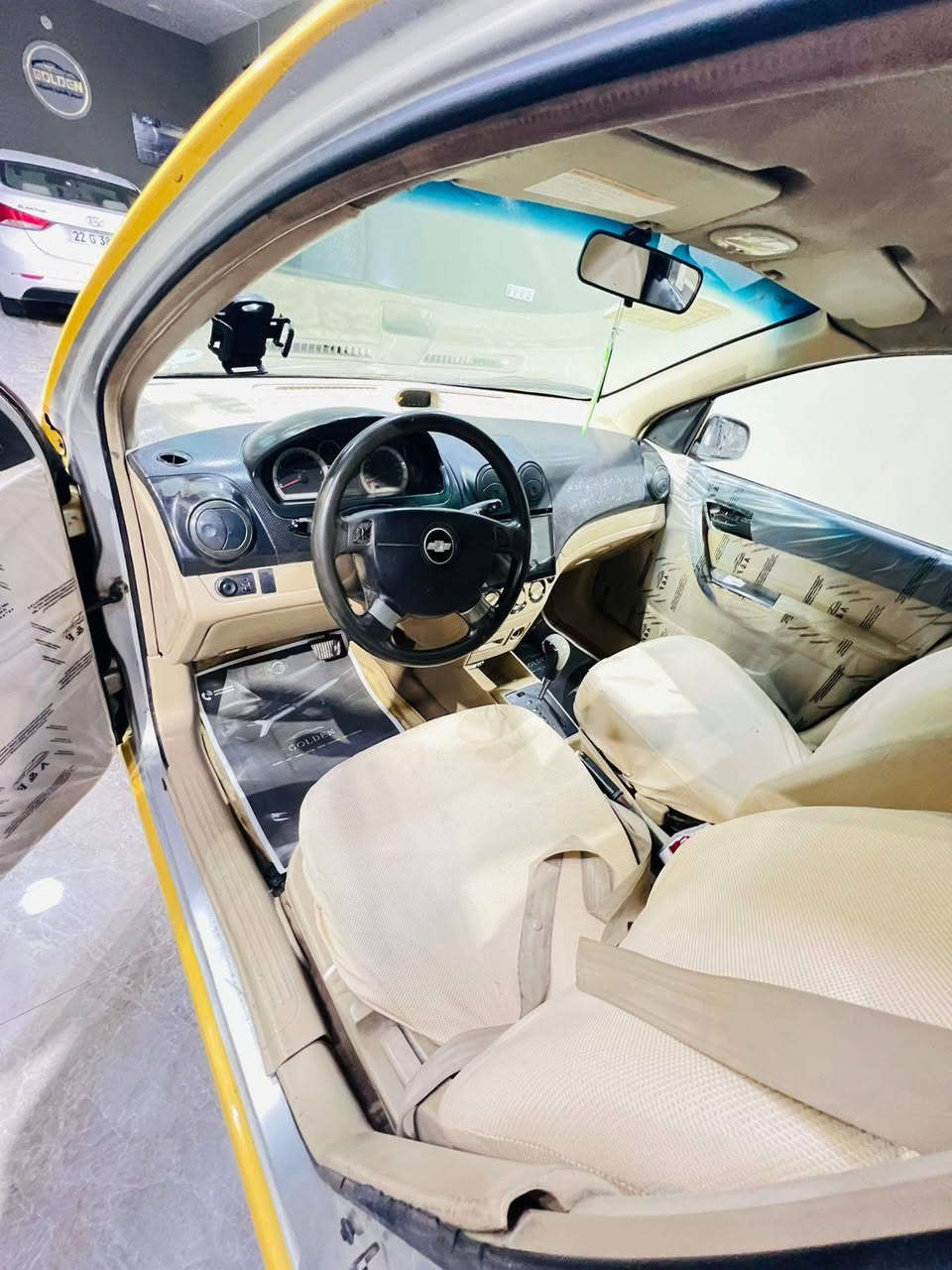 لبيع سيارة افيو 2008🚕
خليجي محرك ١٦٠٠ مسكر رقم بابل🥰
تاخذه مصفره هيئة وغرمات🧑‍✈️
تحويل مباشر
كير مكينه حداديه خير من الله
السعر ٥٨💸 وبيه مجال للطيبين🚕
الاستفسار الاتصال على الرقم ***********
مكان السيارة كربلاء الحر قرب قام مقام الحر
السياره نضيفه🚖 مال شغل على باب الله
السياره مثل ماتشوفه بالصور وبعد احله♥️🚕
