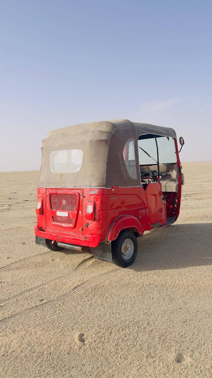 سلامو عليكم تكتك البيع موديل22 تكتك مابيه ضربه بيه بارد بل لغد فقط شبر عنوان ناصريه سوق الشيوخ سعر 6ونص وبيه مجال ***********
