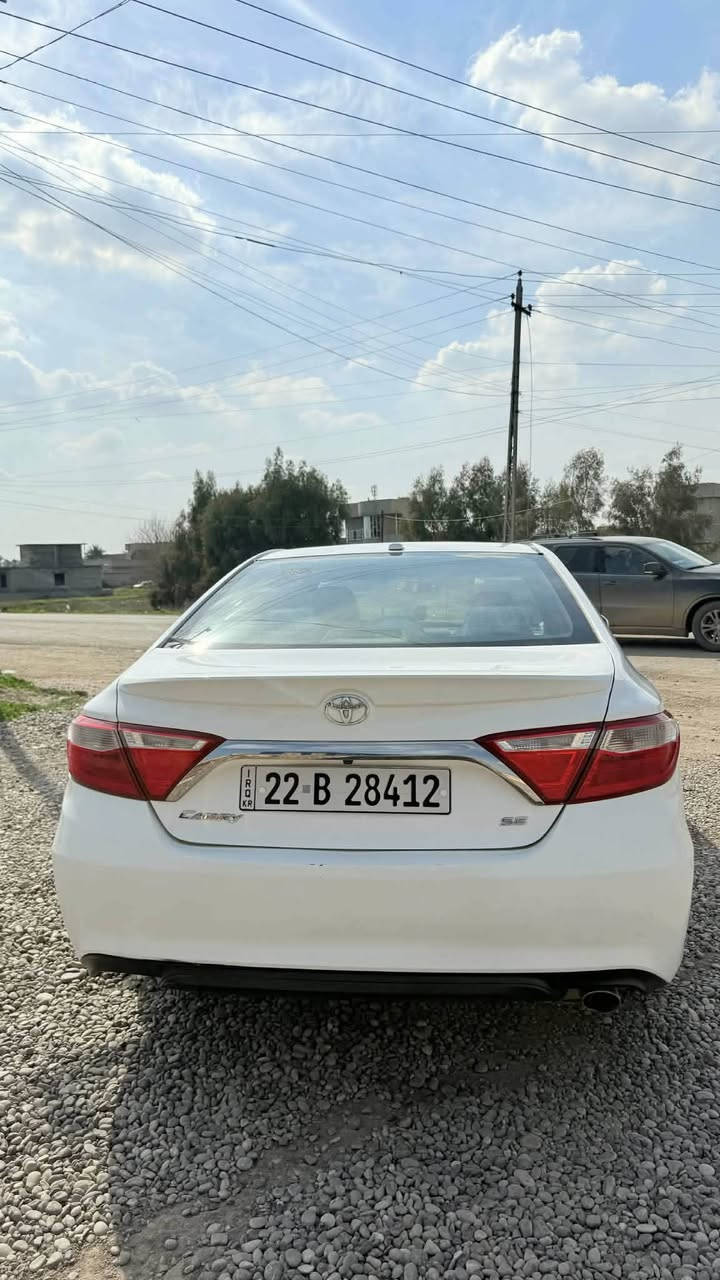 اسلام عليكم كامري موديل 2016 بيه قطعتين وحده تبديل وحدة سبغ ملاحضه ترهم مقدمه دفتر والباقي قسط
مواصفات SE فتحه 
رقم دولي اربيل 
رقم الهاتف ***********
